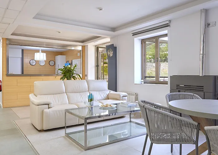 Fontanan Hotel La Pola de Gordon