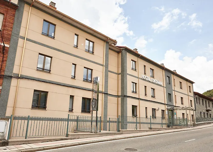 Fontanan 2* La Pola de Gordon