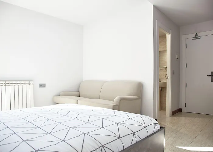 Fontanan 2* La Pola de Gordon